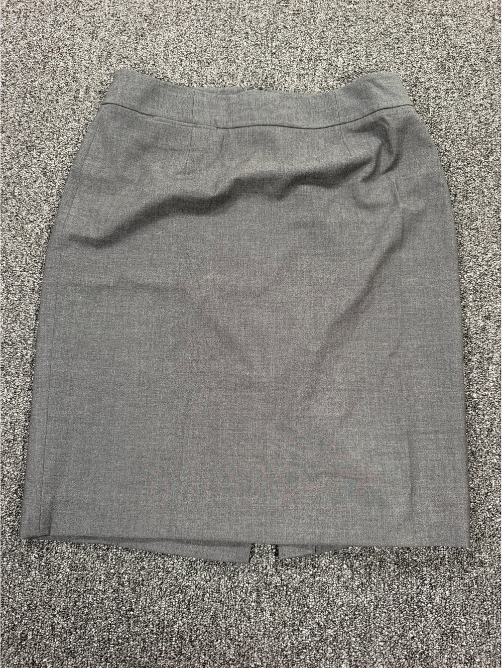 Calvin Klein Gray Knee-Length Pencil Skirt Size 8